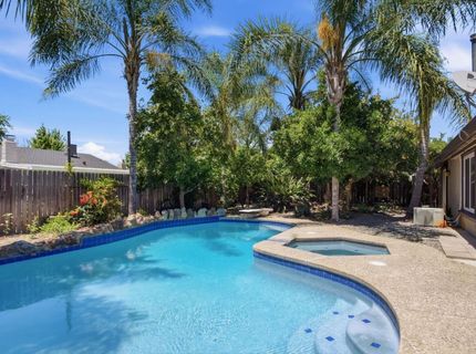 7006 Bridgeport Cir, Stockton, CA 95207 Photo