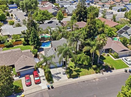 7006 Bridgeport Cir, Stockton, CA 95207 Photo