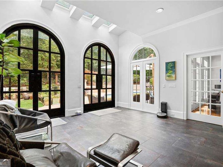 Property Image 25