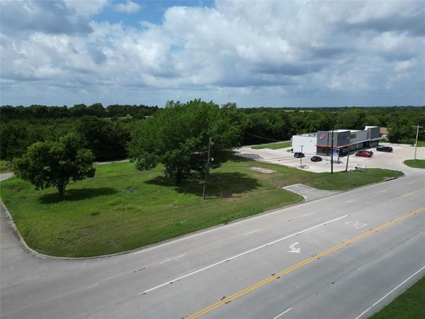 435 E Audie Murphy Parkway , Farmersville, TX 75442