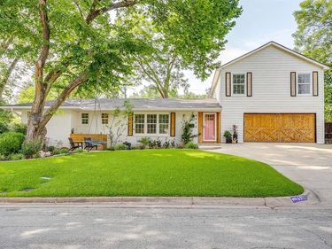 6909 Kirkwood Road, Fort Worth, TX 76116