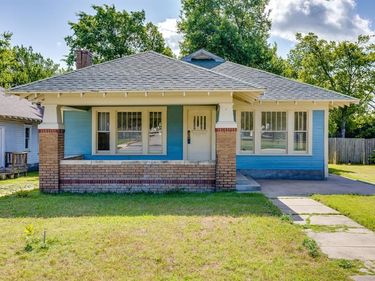 2505 Lipscomb Street, Fort Worth, TX 76110