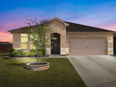 5405 N Wind Lane, Fort Worth, TX 76179