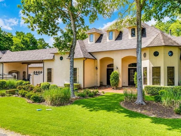 299 Saint Andrews Drive, Mabank, TX 75156