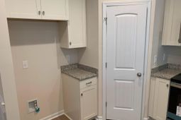 952 Bergenfield Lane  photo 4