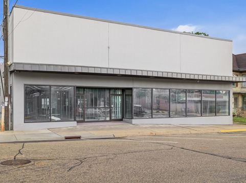 Main Photo