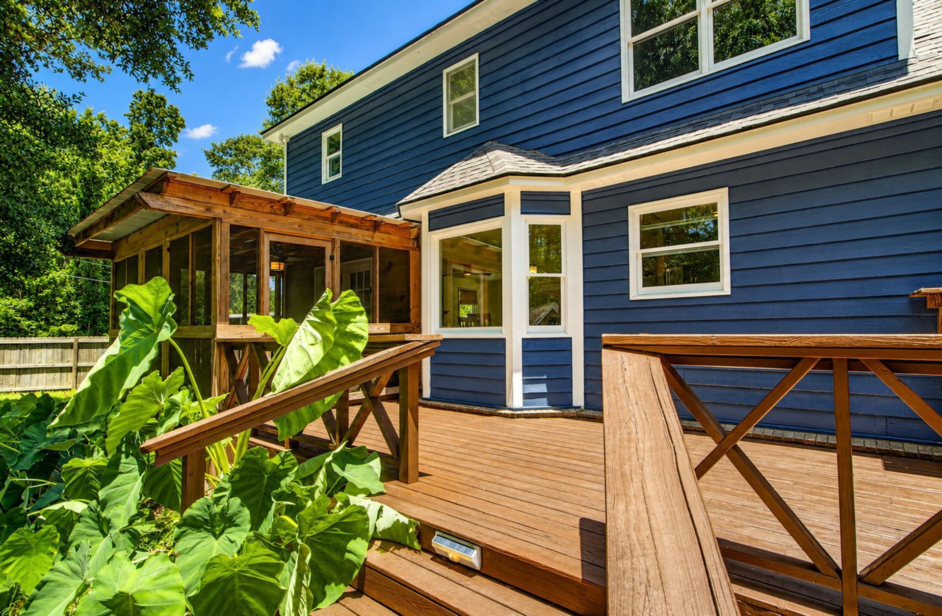 228 Knightsbridge Drive Photo 21
