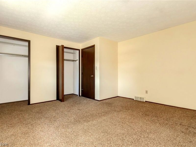 249 Shore Drive, Eastlake, OH 44095 Photo 15