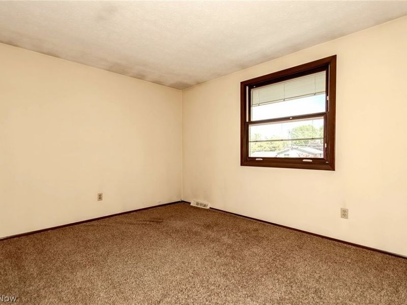249 Shore Drive, Eastlake, OH 44095 Photo 17