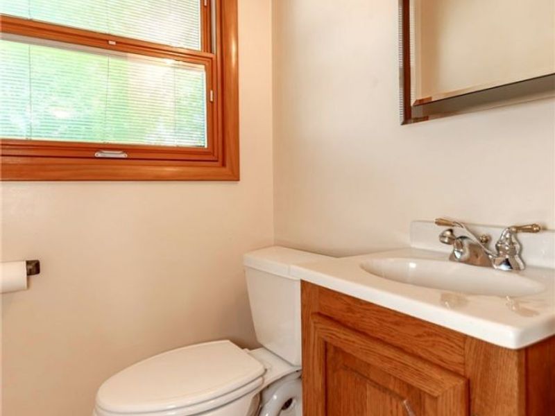249 Shore Drive, Eastlake, OH 44095 Photo 26
