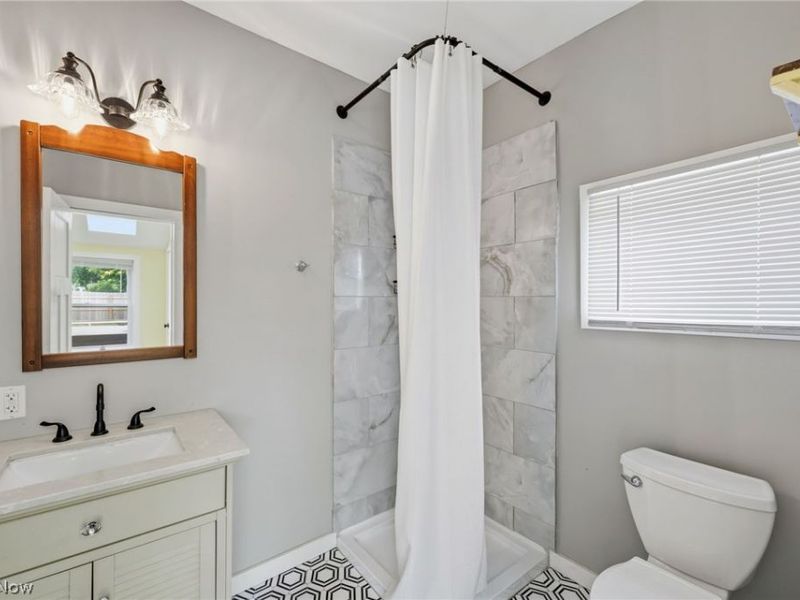 3538 Storer Avenue, Cleveland, OH 44109 Photo 17