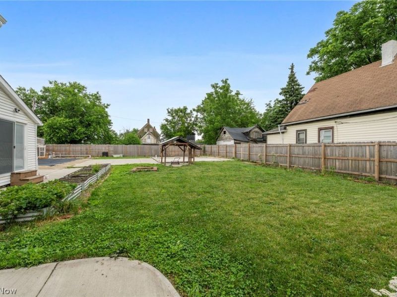3538 Storer Avenue, Cleveland, OH 44109 Photo 31