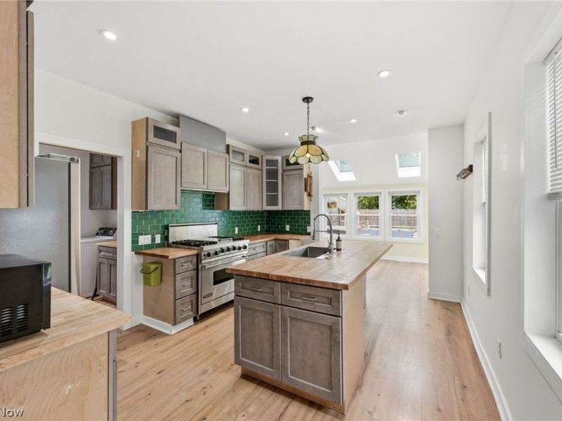 3538 Storer Avenue, Cleveland, OH 44109 Photo 8