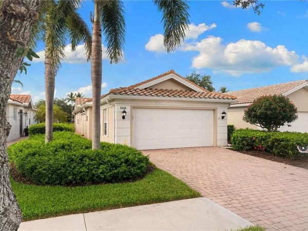5338 Guadeloupe WAY, NAPLES, FL 34119