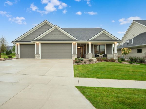 2657 Scenic Point Drive SW, Rochester, MN 55902