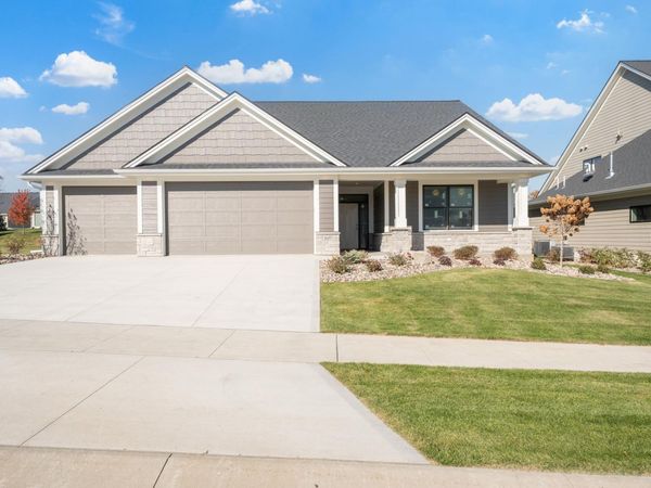 2657 Scenic Point Drive SW, Rochester, MN 55902