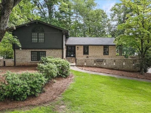 5616 Mill Trace Drive , Dunwoody, GA 30338