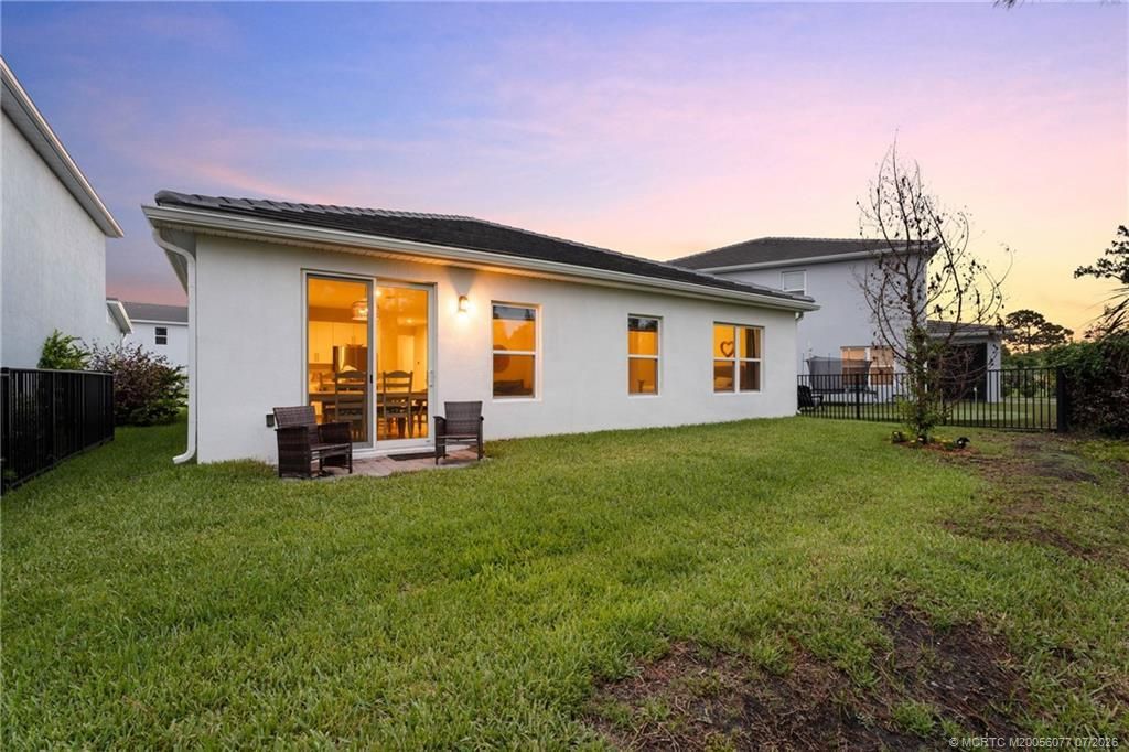 208 SW Pomeroy Street, Stuart, FL 34997 Photo