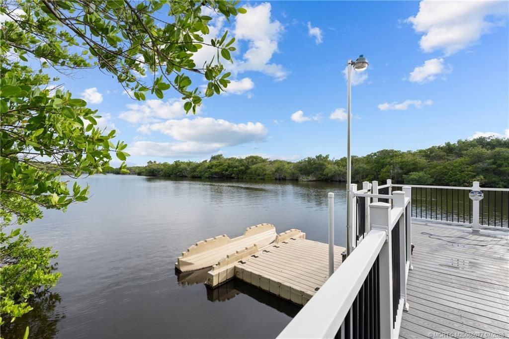 208 SW Pomeroy Street, Stuart, FL 34997 Photo