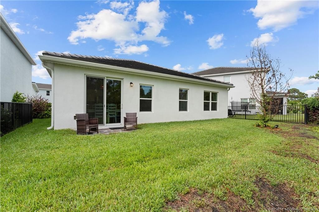 208 SW Pomeroy Street, Stuart, FL 34997 Photo