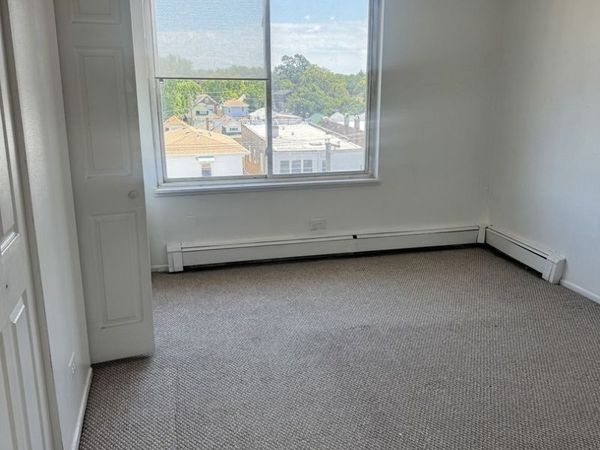 1227 S Harlem Avenue, Unit 512, Berwyn, IL 60402