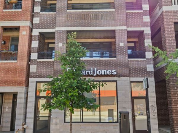 4043 N Damen Avenue , Unit 2, Chicago, IL 60618