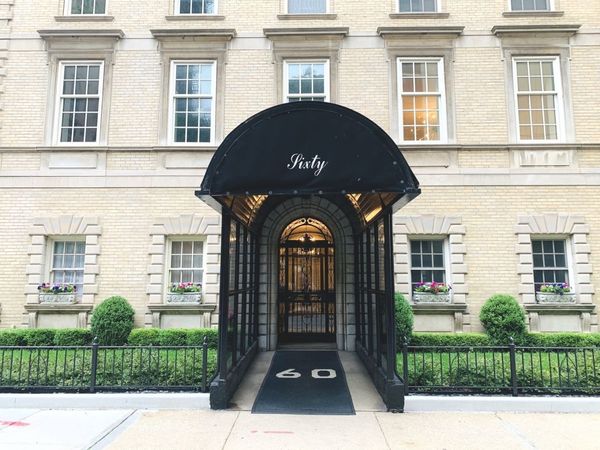 70 E Scott Street , Unit 307, Chicago, IL 60610