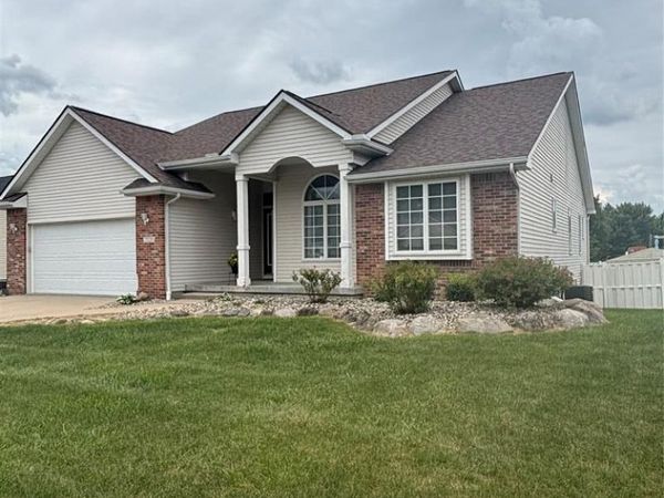 7129 Parkridge Parkway, Swartz Creek, MI 48473