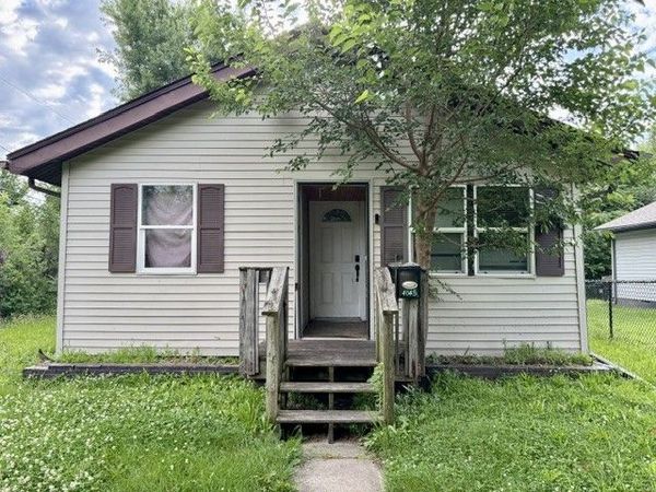 4045 3rd Street, Des Moines, IA 50313