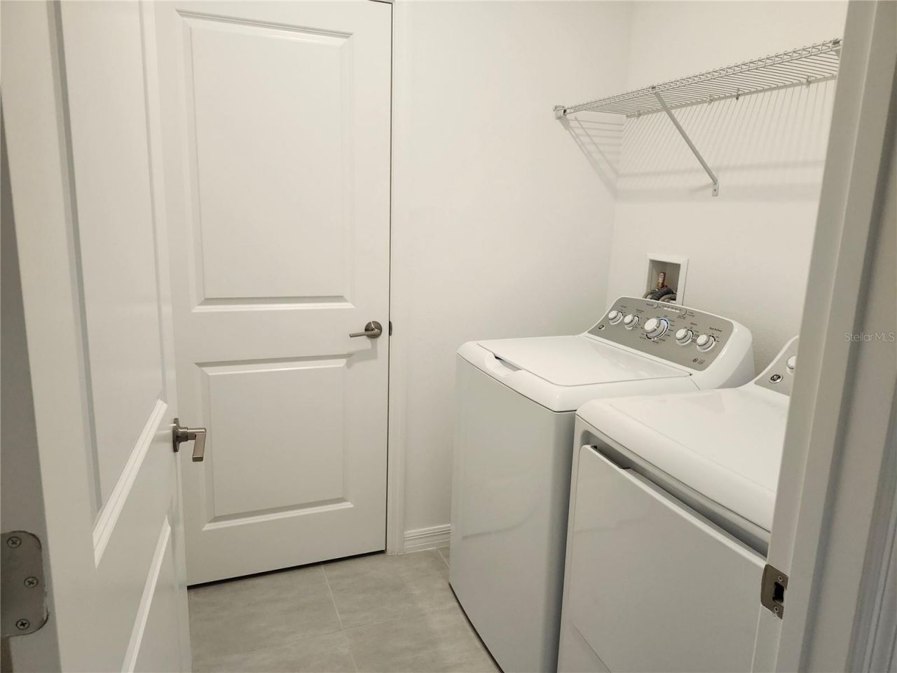 1009 Calico Pointe Circle , Groveland, FL 34736 Photo