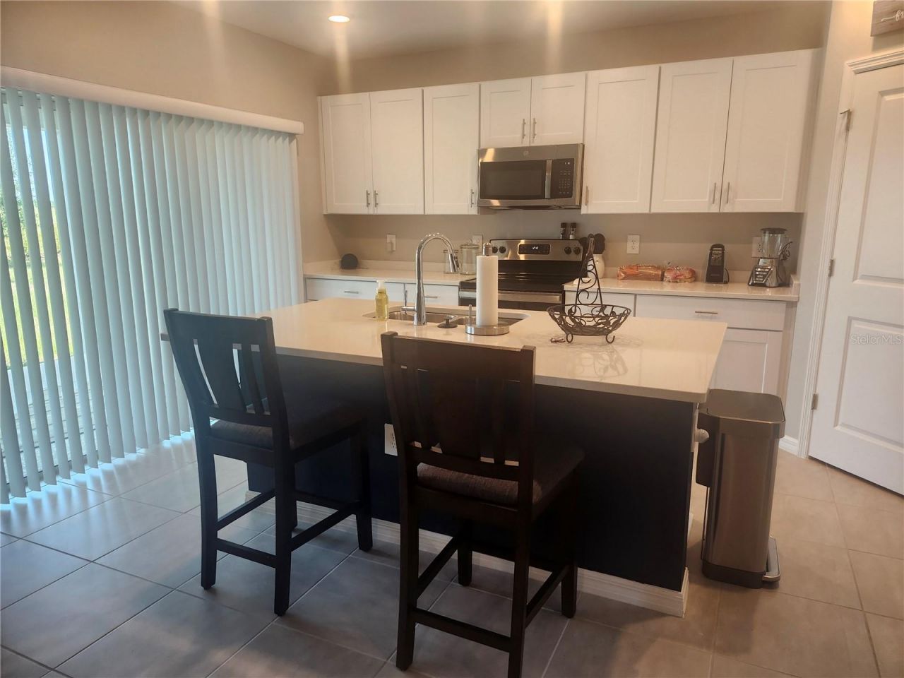 1009 Calico Pointe Circle , Groveland, FL 34736 Photo