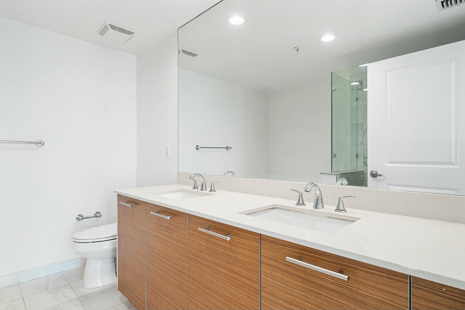 480 Hibiscus Street, Unit 221, West Palm Beach, FL 33401 Photo