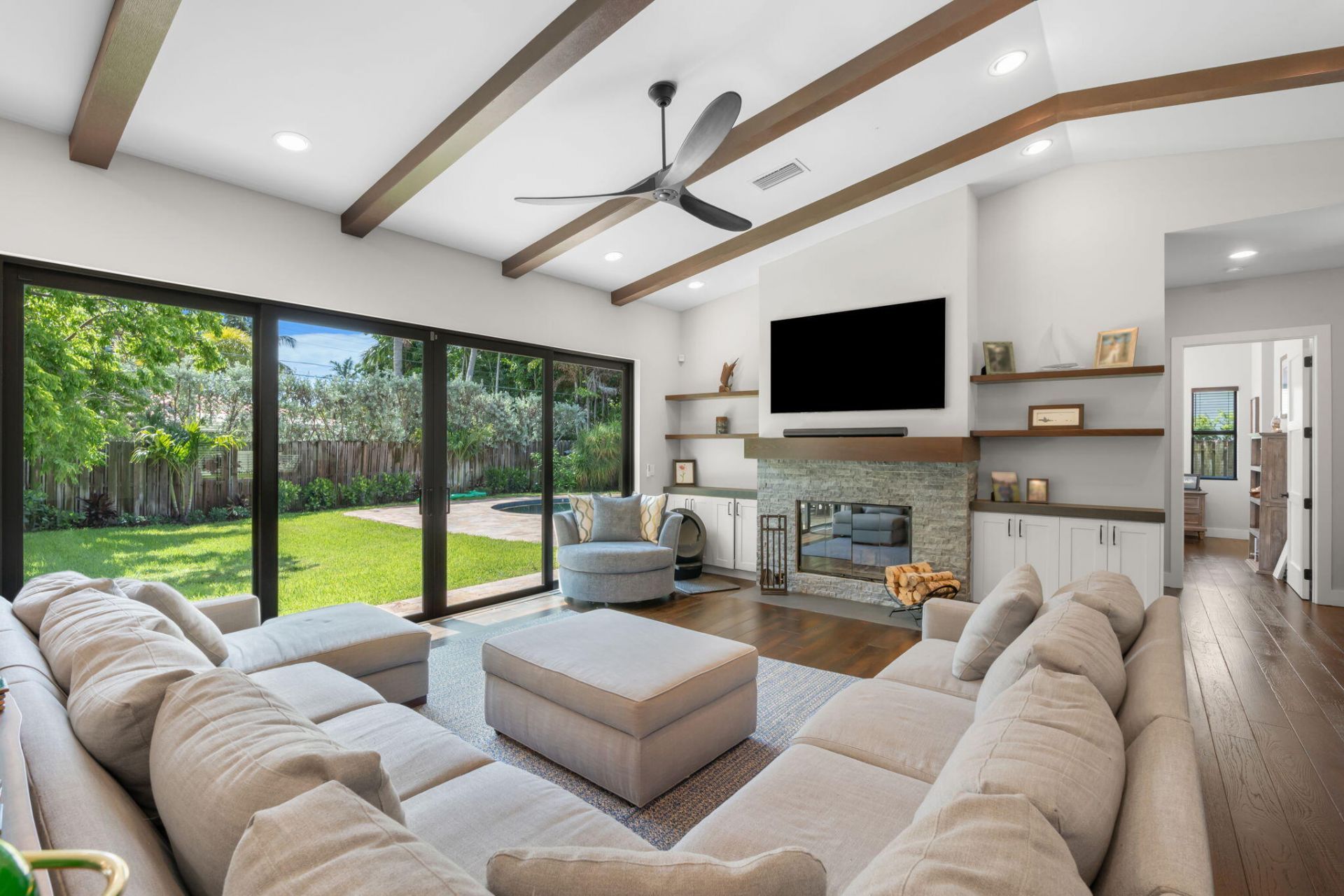 1716 Middle River Drive, Fort Lauderdale, FL 33305 Photo