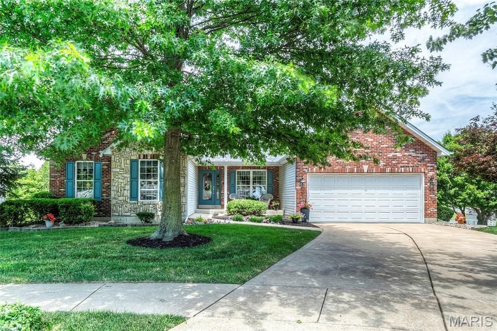 1903 Bonnie Brook Lane , Wentzville, MO 63385 Main Photo