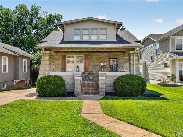 471 S Clay Avenue, St Louis, MO 63122