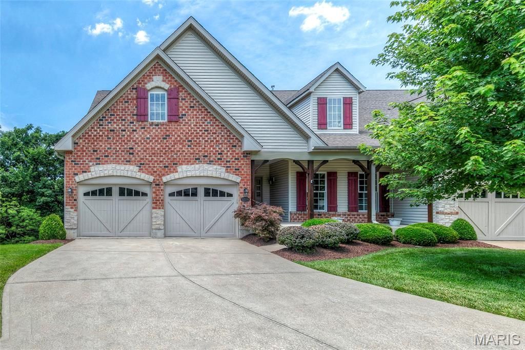 1209 Silver Fern Drive , Lake Saint Louis, MO 63367 Main Photo