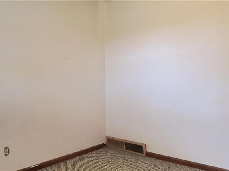 4455 E Kitridge Road, Bath Township, OH 45424 Photo 19