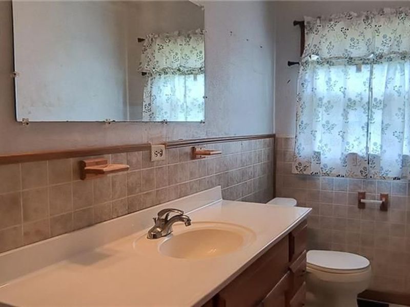 4455 E Kitridge Road, Bath Township, OH 45424 Photo 30