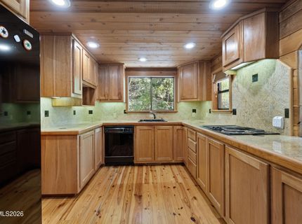 621 Stanley Circle, Zephyr Cove, NV 89448 Photo