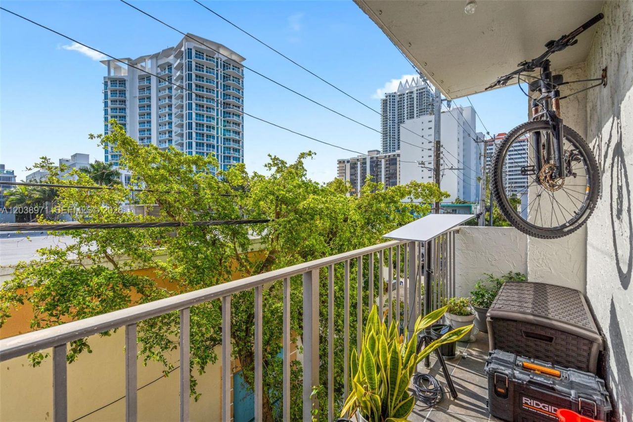 6545 Indian Creek Dr , Unit 306, Miami Beach, FL 33141 Photo