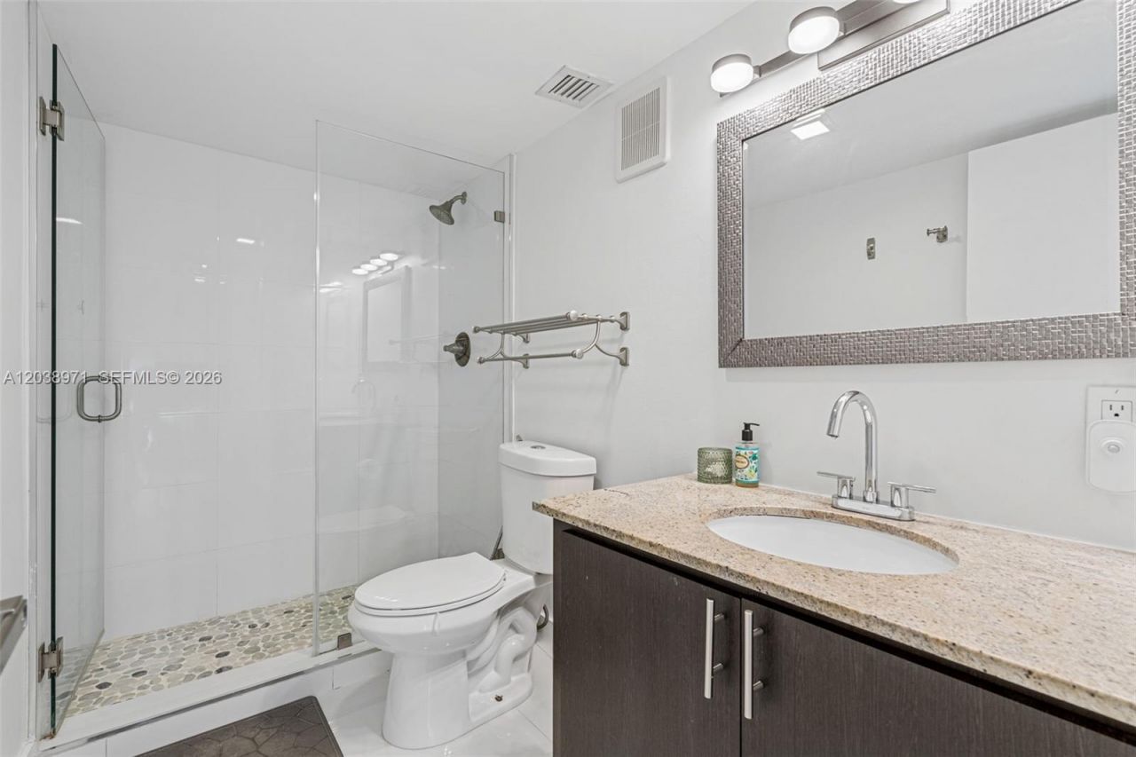 6545 Indian Creek Dr , Unit 306, Miami Beach, FL 33141 Photo