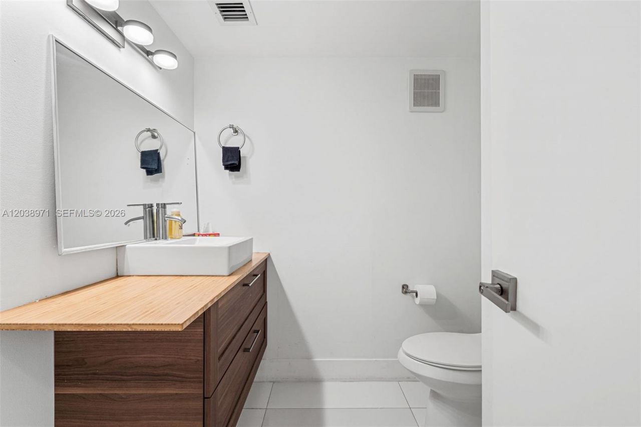 6545 Indian Creek Dr , Unit 306, Miami Beach, FL 33141 Photo