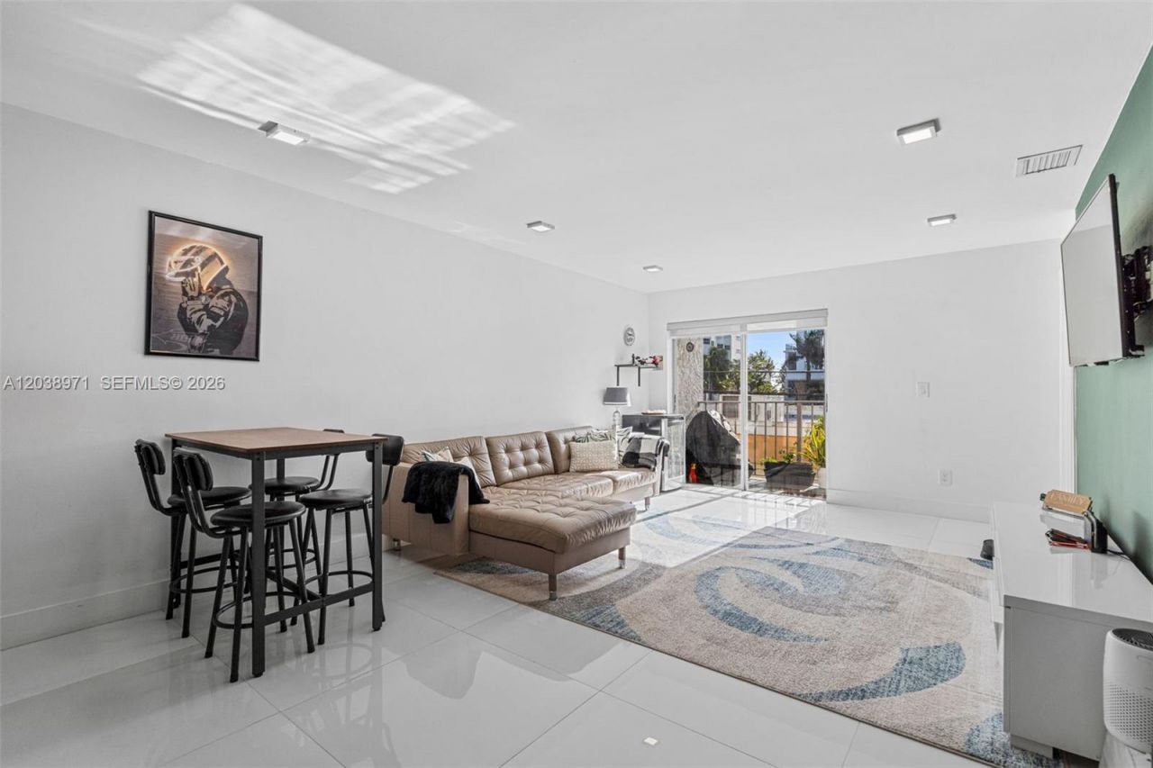 6545 Indian Creek Dr , Unit 306, Miami Beach, FL 33141 Photo