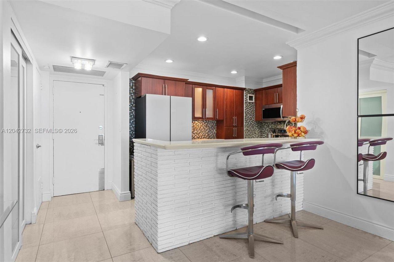 20100 W Country Club Dr , Unit PH09, Aventura, FL 33180 Photo