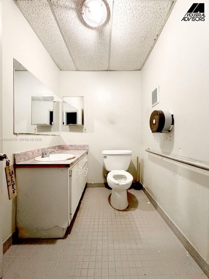 16350 NW 48th Ave, Miami Lakes, FL 33014 Photo
