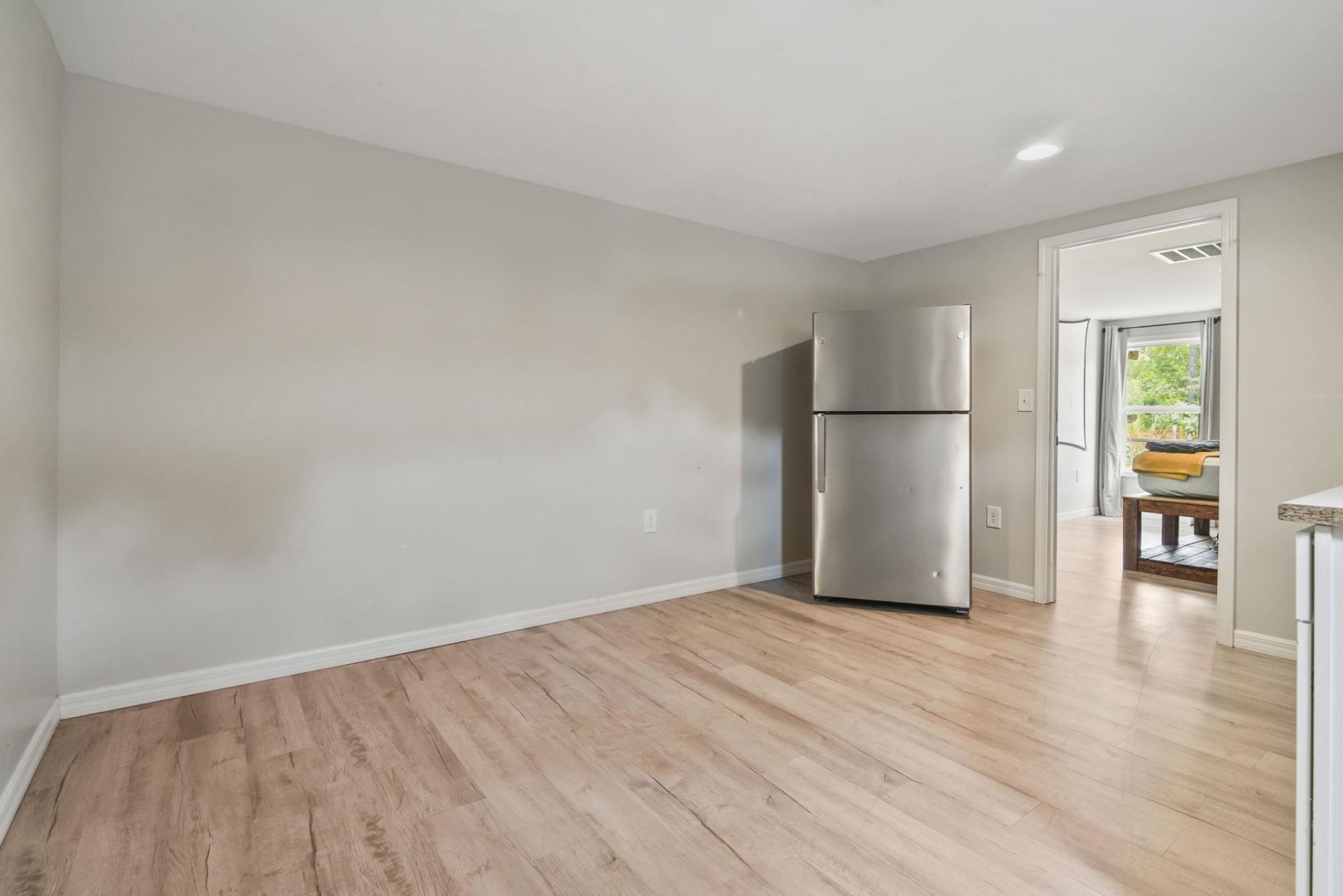 2905 Hugo Rd. Photo 10
