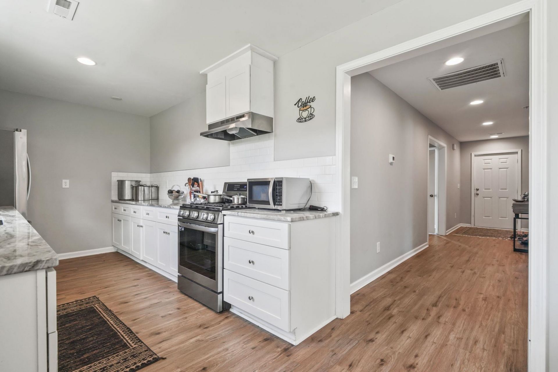 2905 Hugo Rd. Photo 34