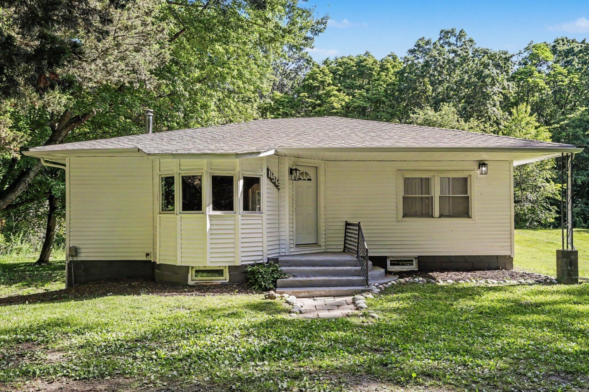 11915 E L Avenue, Galesburg, MI 49053 Main Photo
