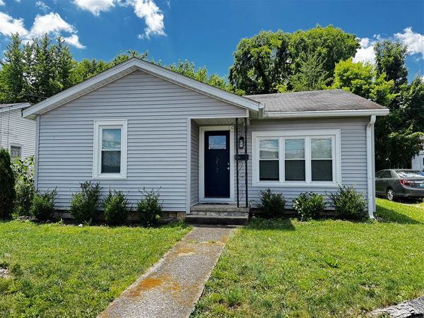 217 E 12th Avenue , Bowling Green, KY 42101