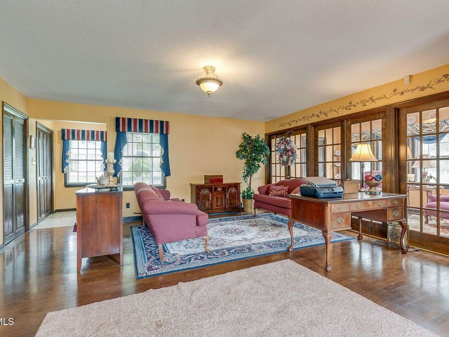 Property Image 29